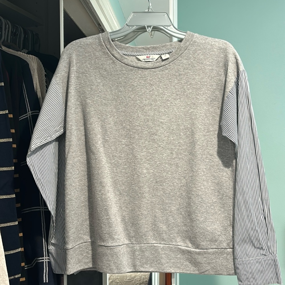 Vineyard Vines shirt, woman’s medium. Cotton body with dress shirt sleeves